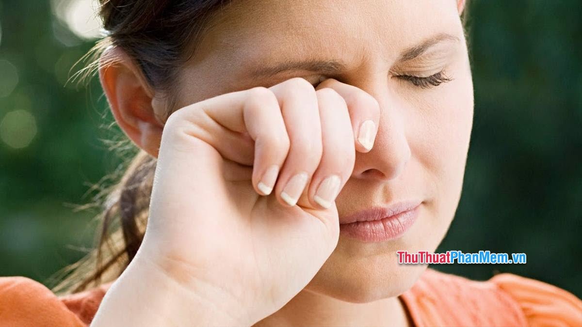 nhay mat phai nu du bao diem gi 050959015